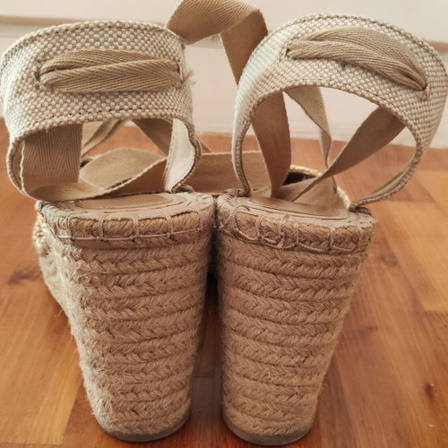 Zara beige espadrille platform sandals size 40 like new