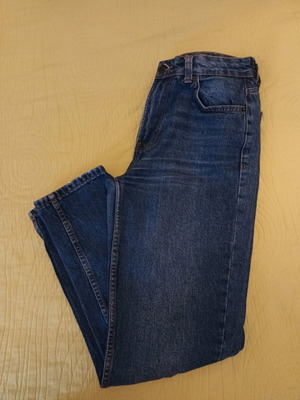 Bershka mom τζιν μεταχειρισμένο, μέγεθος 36, μπλε