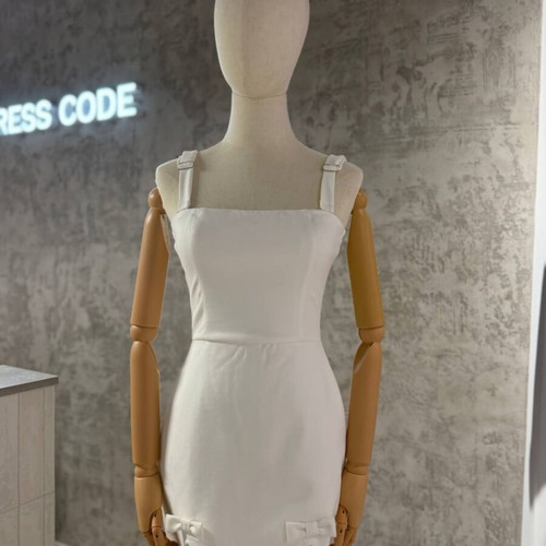 Dress with ribbon new with the tag size large white