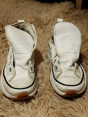 Converse white boots used, no laces, size 37.5