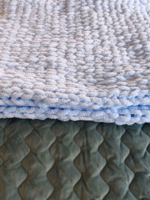 Chunky wool handmade blue blanket new