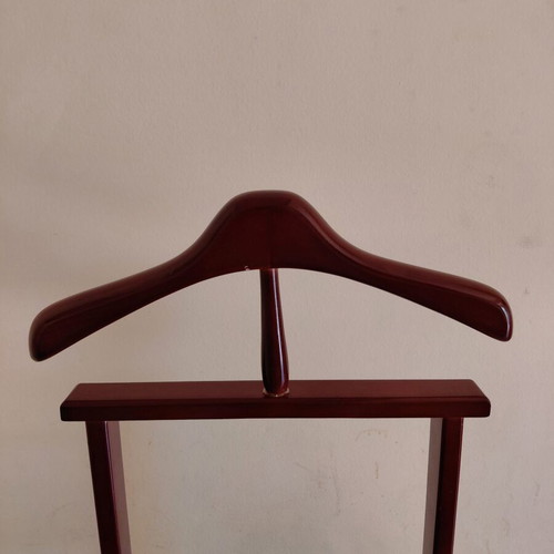 Wooden wheeled suit hanger walnut Italian design like new