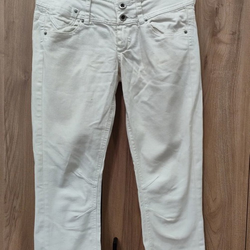 Bershka White Low-Rise Capri Pants like new, size S