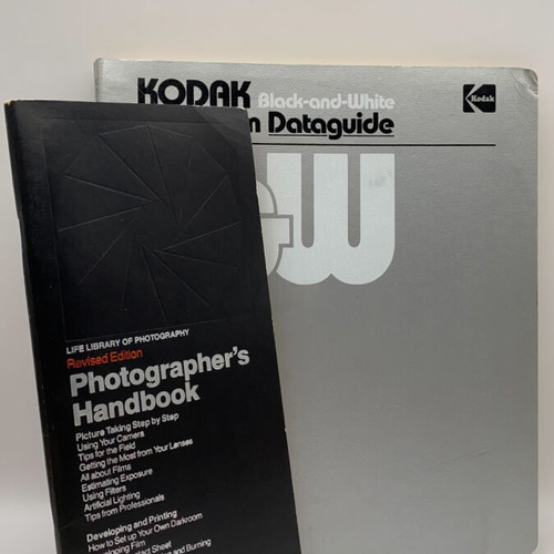 Kodak Black-and-White Darkroom Dataguide book like new