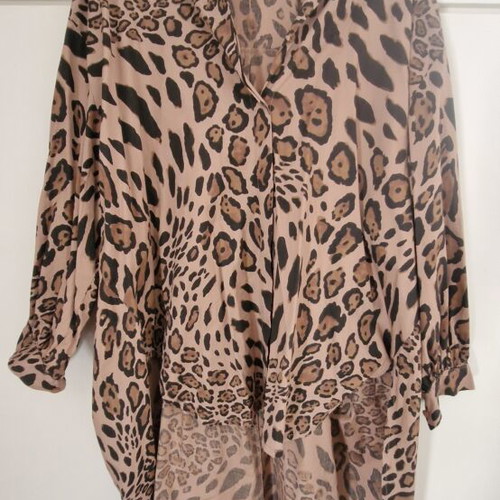 Women's leopard print shirt oversize, like new, black and brown