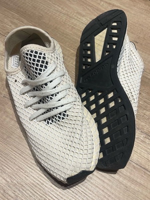 Adidas δίχτυ αθλητικά σαν καινούργια, νούμερο 40, μπεζ unisex