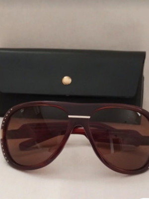 Italian sunglasses like new, brown, modern with rhinestones