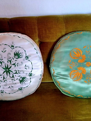 Set of two retro embroidered satin decorative pillows like new