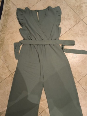 Jumpsuit khaki small medium size like new