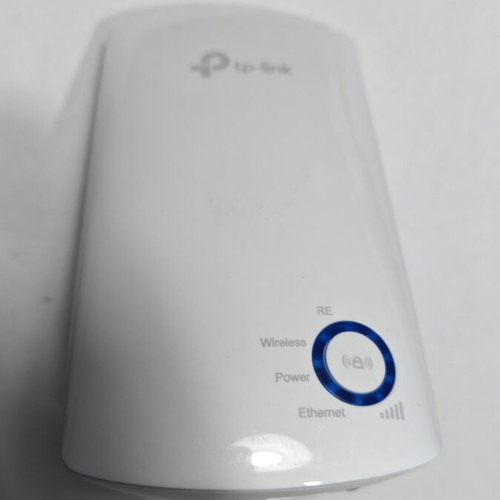 TP-Link TL-WA850RE Wi-Fi Range Extender 300Mbps like new