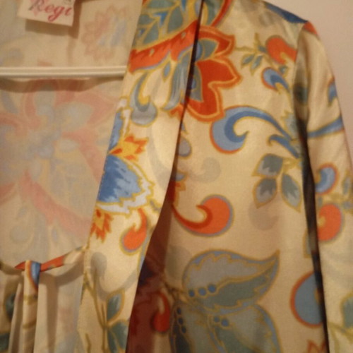 Kimono robe asymmetrical satin like new, multicolored