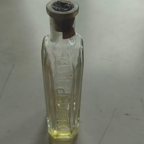 Singer sewing machine oil bottle used, vintage collectible