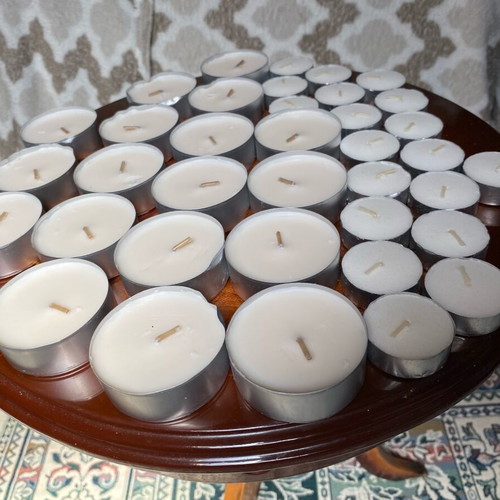 Tealight candles new, pack of 19 small and 18 large