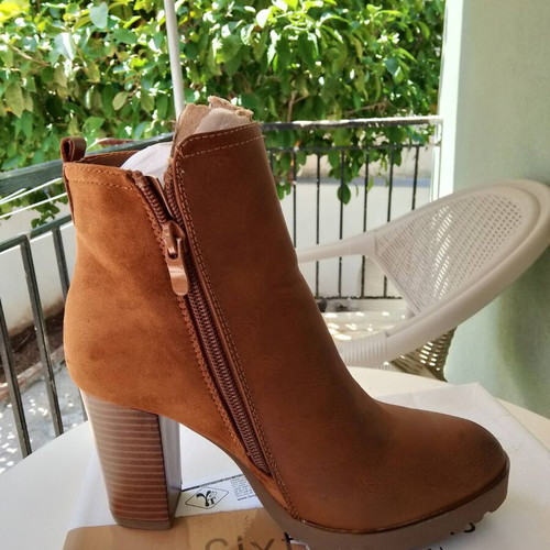 Boots tan with 9 cm heel new, half suede half faux leather