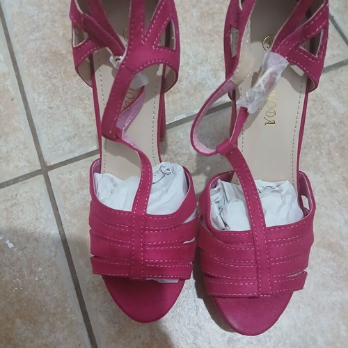 Altamoda women's magenta high-heeled sandals, size 38