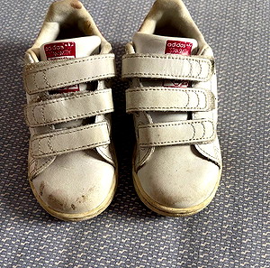 Adidas κοριτσίστικα παπούτσια