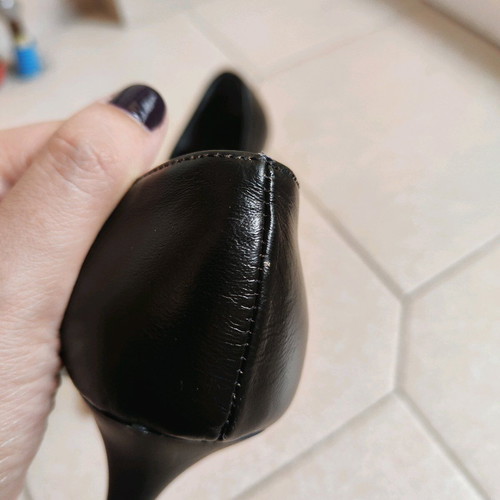 Leather pumps like new, size 37, black, 9 cm heel