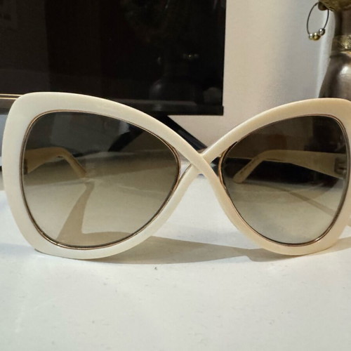 Tom Ford sunglasses like new, white