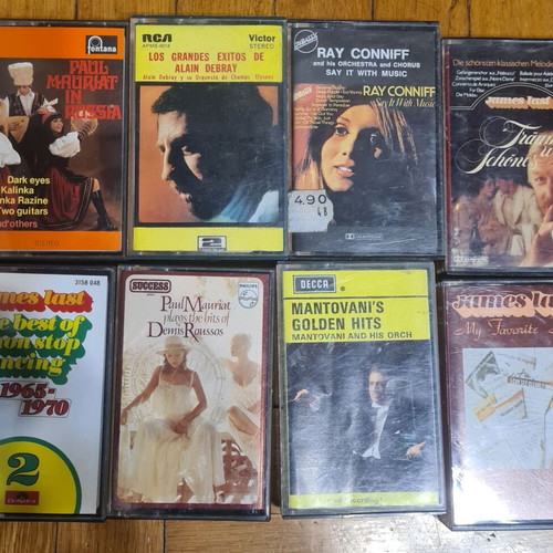 Cassette tapes new, pack of 8 imported