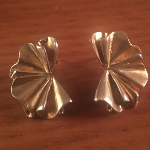Silver gold-plated earrings like new