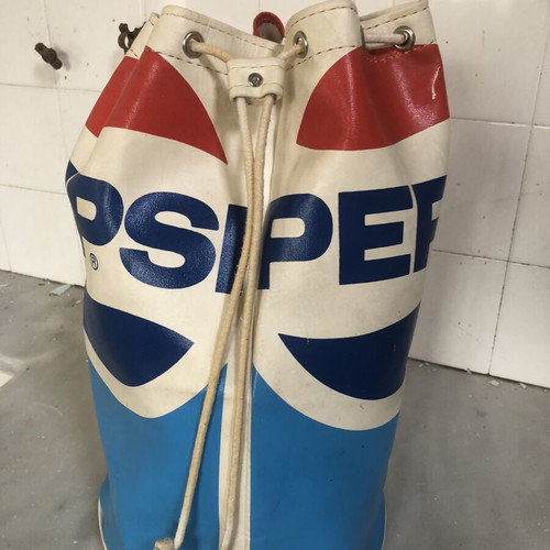 Pepsi vinyl bag 70’s used