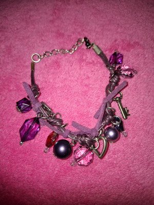 Bracelet purple like new