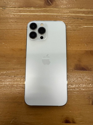 Apple iPhone 13 Pro Max Silver 256GB used, 100% battery health