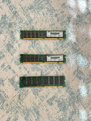 SD RAM 32MB DIMM Memory Modules for Desktop, like new, set of 3