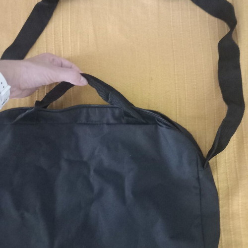 Shoulder bag for laptop, black