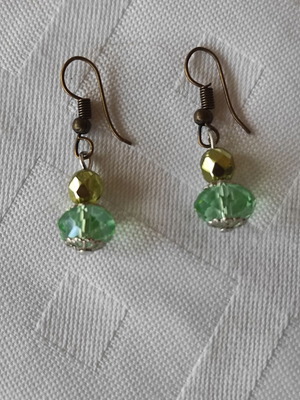 Handmade earrings with beads new, green
