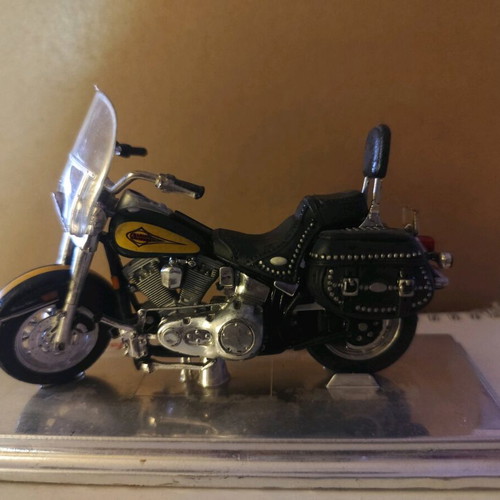Harley-Davidson 2000 FLSTC Heritage Softail Classic used collectible model