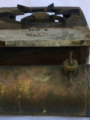 Old gas stove like new with copper tank and aluminum construction