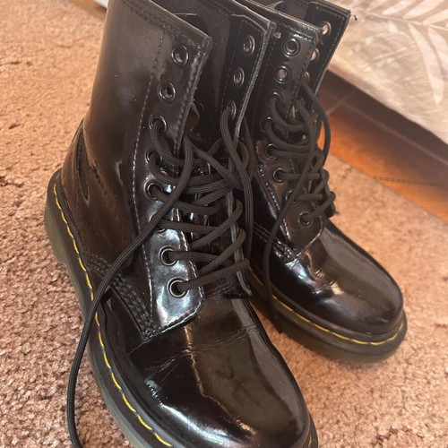 Dr. Martens boots used black patent leather size 37