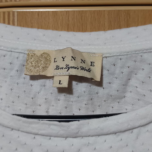 Lynne women's blouse Large white with extra sparkly detail like new