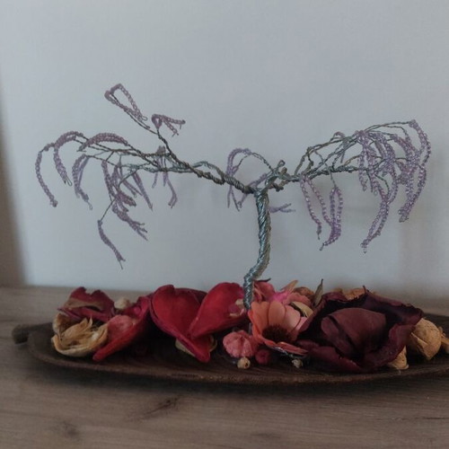 Decorative tree with wire and purple beads on wooden leaf new