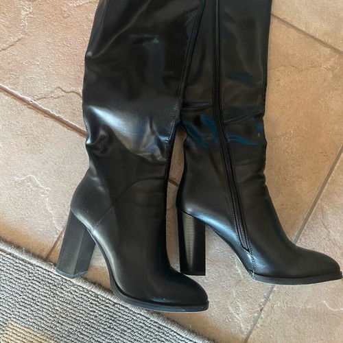 Attrattivo tall boots like new, size 39-40, black, 9 cm heel