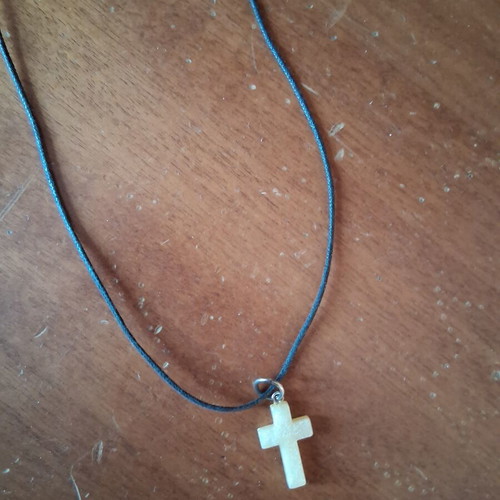 Crosses like new, pack of 14, with and without cord