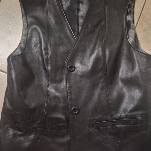 Unisex leather vest reversible, used, size XS, black