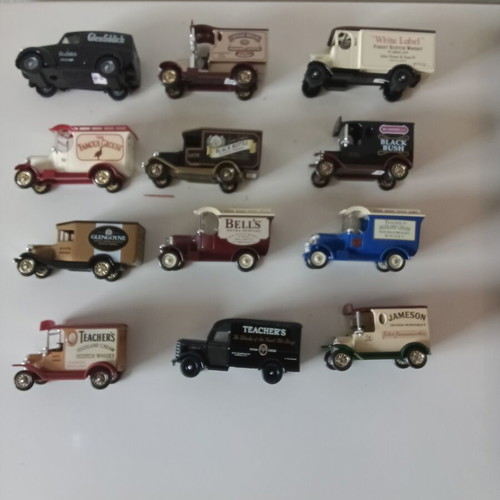 Whisky collectible cars like new, set of 29, mostly boxed
