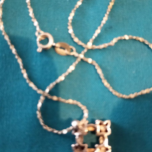 Pendant with garnets and zirconia like new, 42 cm chain