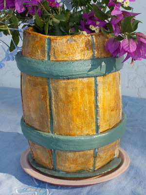 Γλαστράκια βαρελάκια καινούργια από βιοτεχνικό τσιμέντο