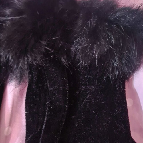 Velvet gloves new with fur, size S, black