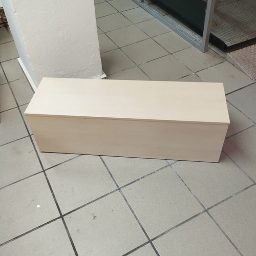 Store space furniture like new
