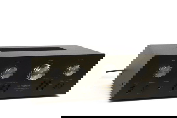 ΕΝΙΣΧΥΤΗΣ TECHNICS SU-7100K