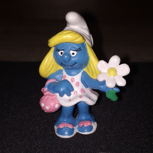 Decorative figurines like new, set