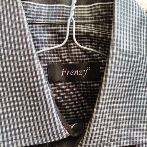 Men's shirt L like new black and white small check pattern