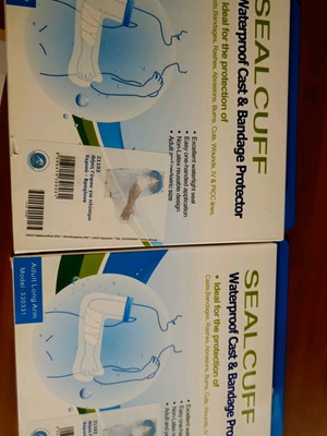Waterproof hand cover new, adjustable up to the shoulder