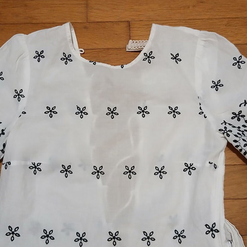 H&M Divided white dress with lace and black embroidery size Small like new