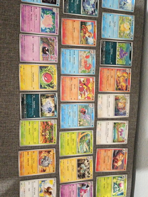 Pokémon cards pack of 151, like new