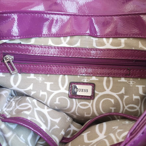 Guess women's patent leather bag like new, cyclamen color